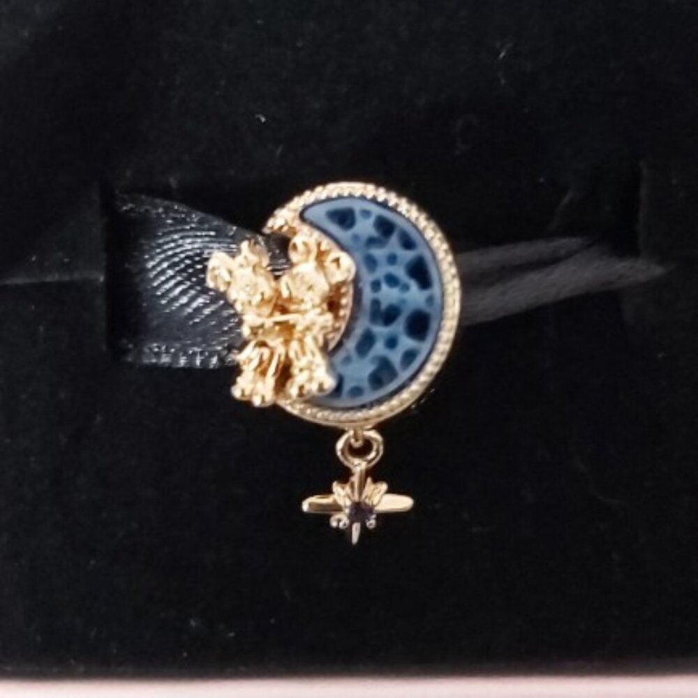 PANDORA *Retired* Sterling Silver & 14K Gold-Plated Disney Mickey & Minnie - Picture 4 of 16